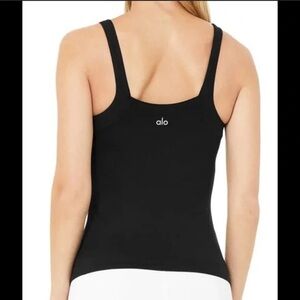 ALO Yoga Classic Black Tank Top